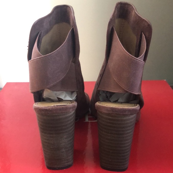 🙌Splendid Wooden Heels Sandals🙌 - Picture 2 of 6